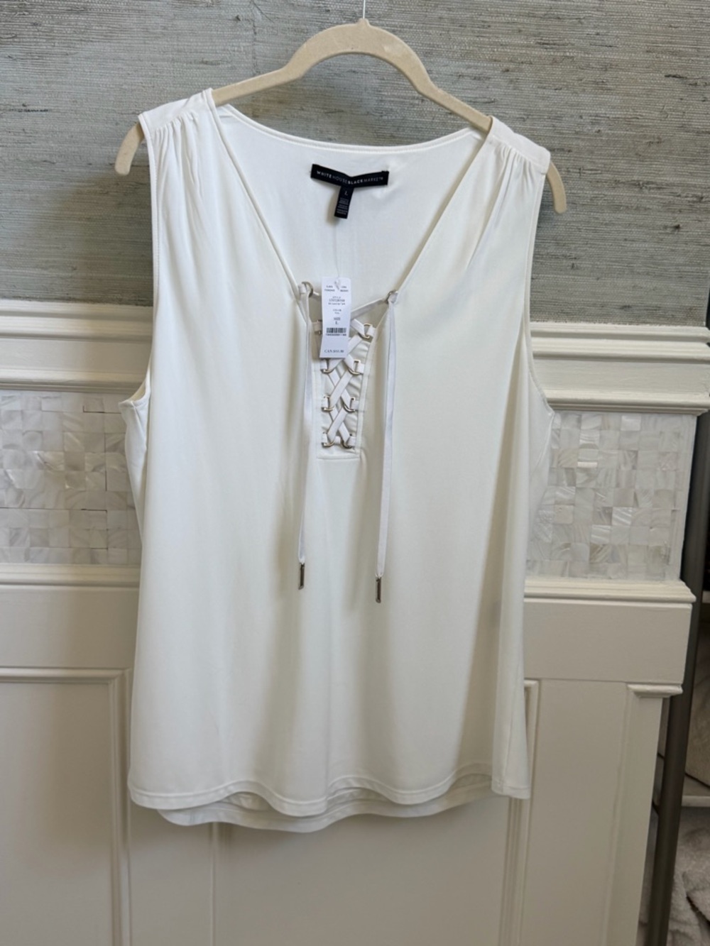 NWT new large WHBM White Lace-Up V-Neck Sleeveless Top - Picture 3 of 11